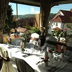 Hotel Zum Weißen Stein 4*