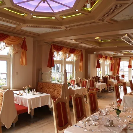 Zum Weissen Stein Hotel Kirchen (Rhineland-Palatinate)