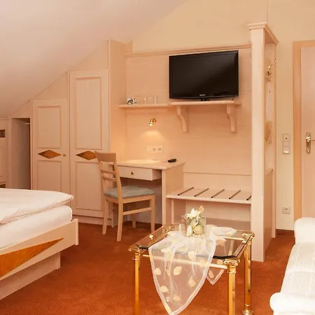 Hotel Zum Weissen Stein Kirchen (Rhineland-Palatinate)