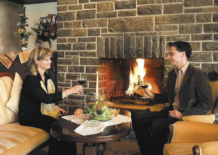 מלון Zum Weissen Stein